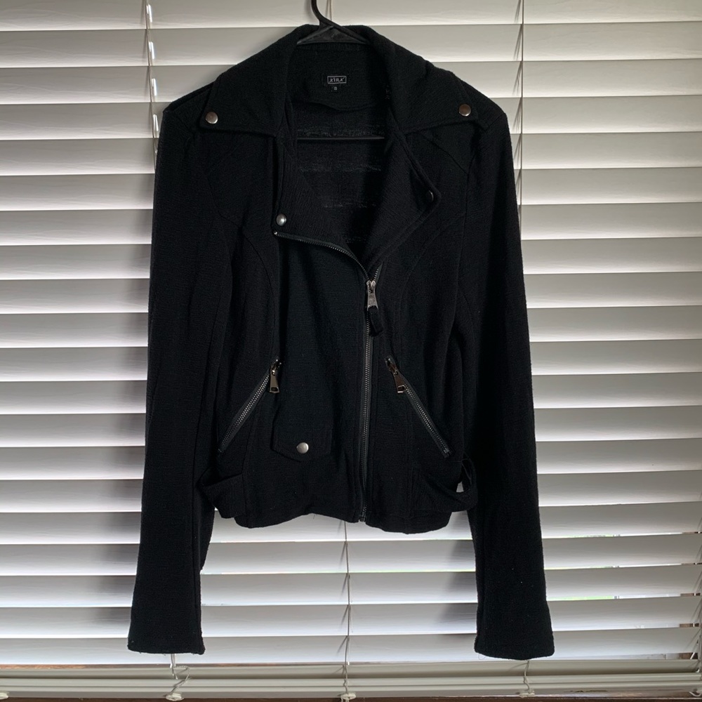 LIRA Women’s Jacket